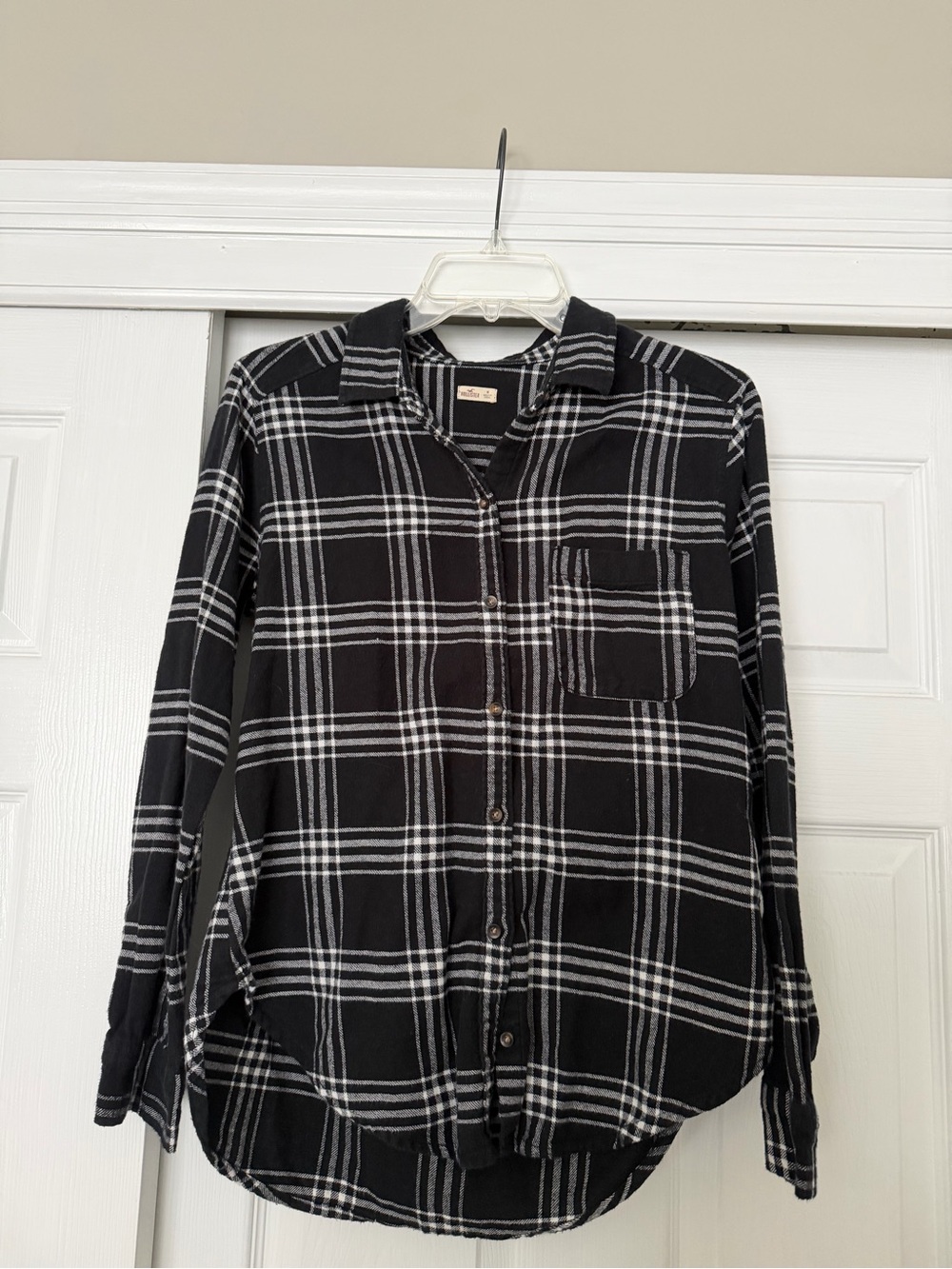 Hollister Black and White Plaid Button-Down Shirt